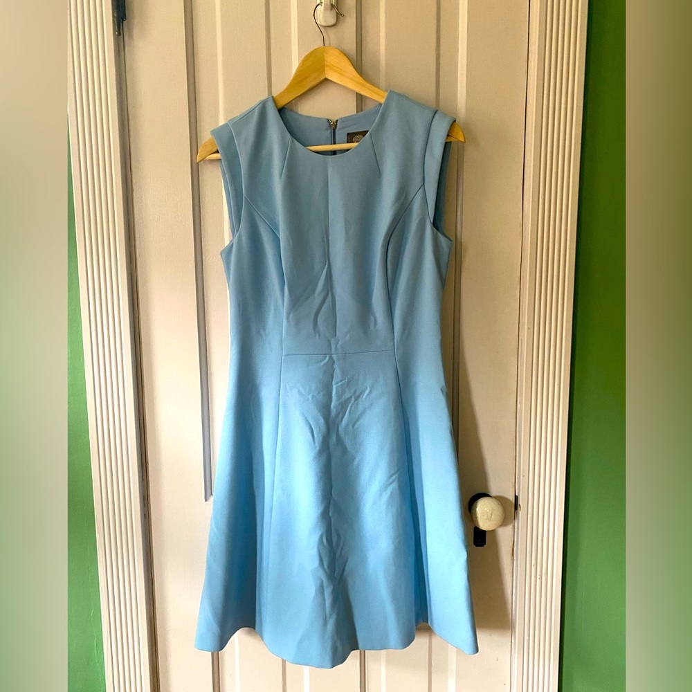 Vince Camuto Dress. (Light Blue). Size 8.
